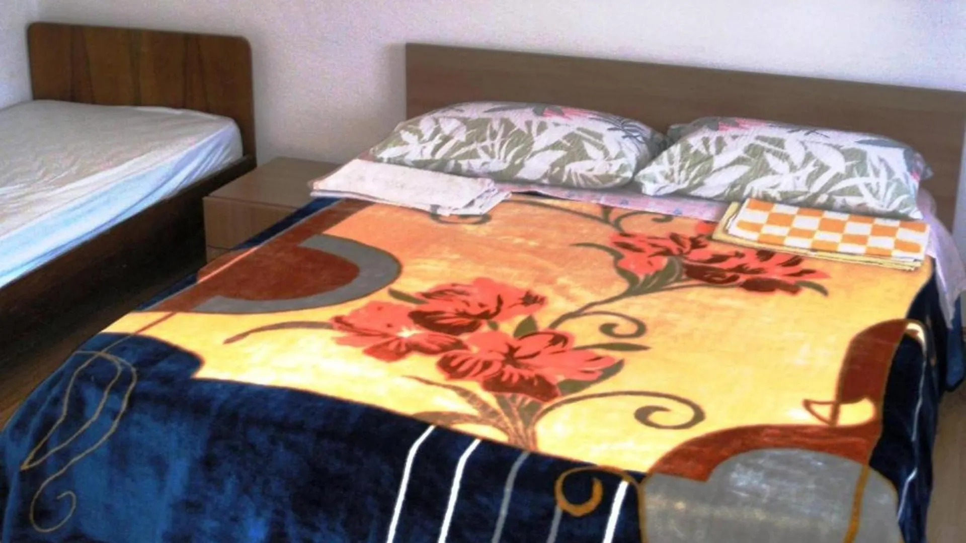 Renata Mare Apartments ロヴィニ